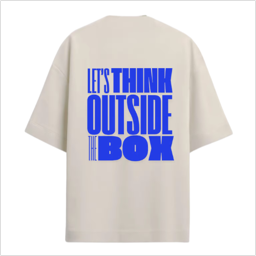 Camiseta Oversized  – Think Outside the Box